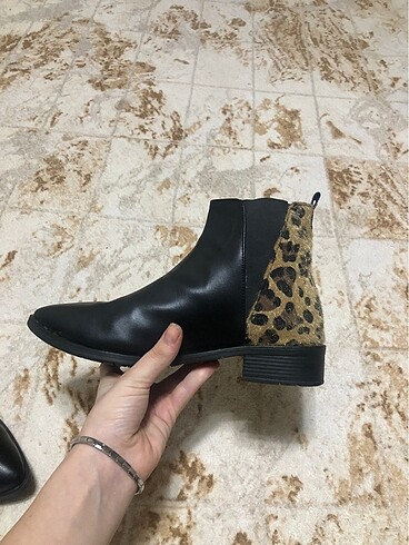 40 Beden Leoparlı bot