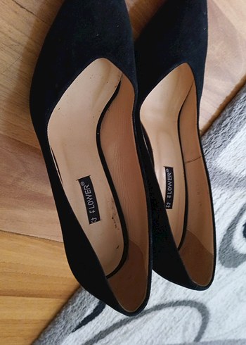 Flower Siyah Süet Stiletto Kadın Ayakkabı