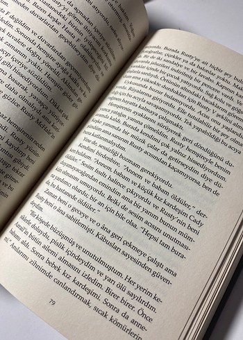 Andrew Brawley'nin Sıradışı Hikayesi - Shaun David Hutchinson - Görsel 2