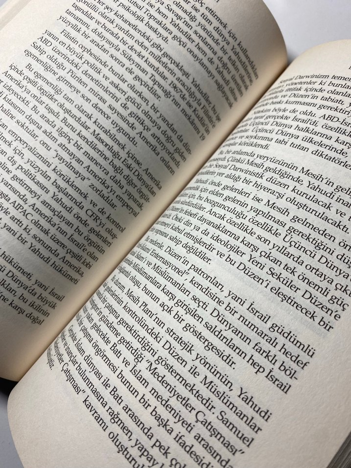 Dünyanın Derin Devleti İlluminati Kitap - Görsel 3