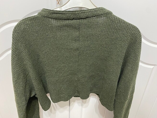 Trendyol & Milla Haki crop