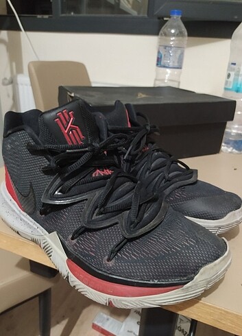 kyrie 5