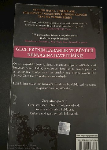 diğer Beden P.C. Cast ve Kristin Cast Kitap Seti
