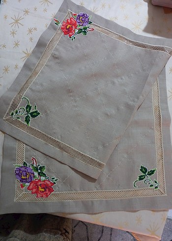 Nakışlı Masa Örtüsü - Görsel 5