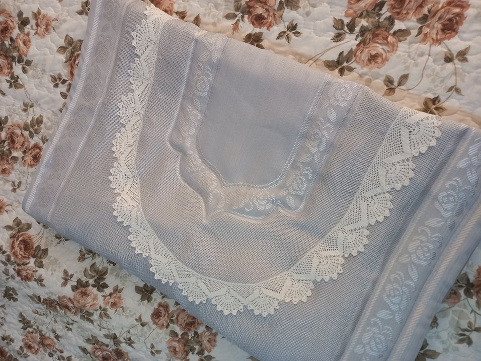 Dantel Detaylı Gri seccade - Görsel 4