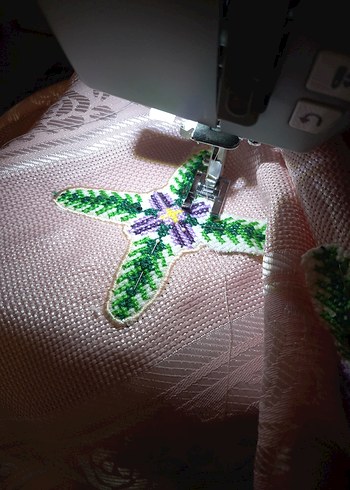 Pembe İşlemeli Geleneksel Seccade - Görsel 9