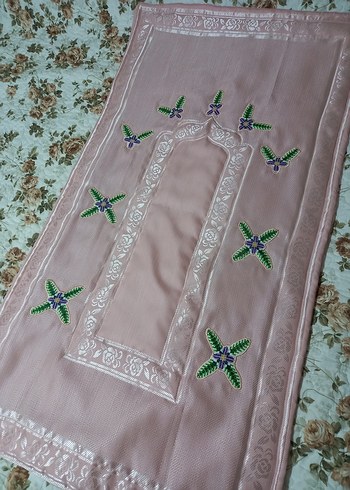 Pembe İşlemeli Geleneksel Seccade - Görsel 6