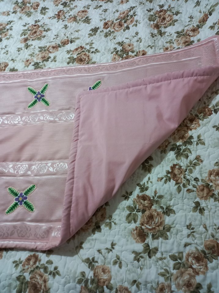 Pembe İşlemeli Geleneksel Seccade - Görsel 3