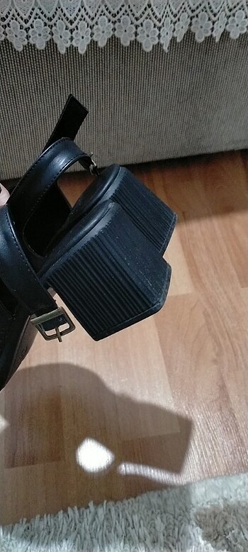 37 Beden siyah Renk Kalın topuklu ayakkabı