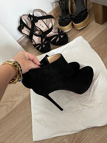 Christian louboutin topuklu ayakkabı