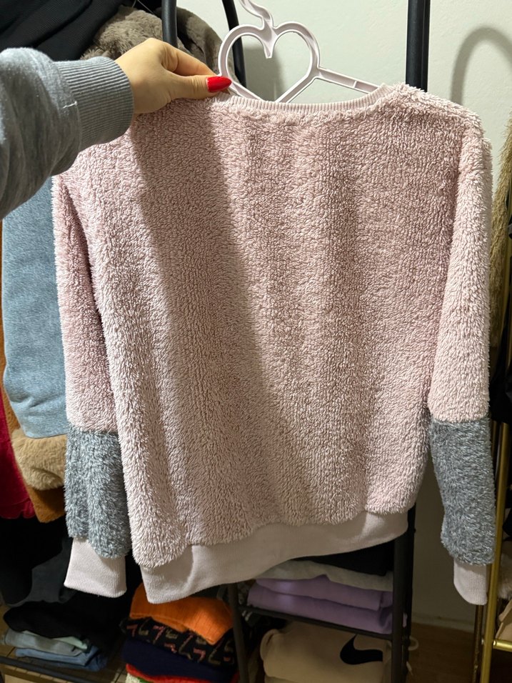 Rahat Kesim, Uzun Kollu Kadın Kazak - Görsel 2