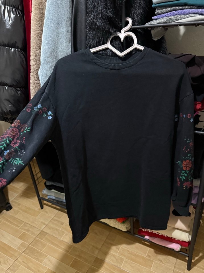 Kadın Siyah Baskılı Uzun Kollu Sweatshirt - Görsel 2