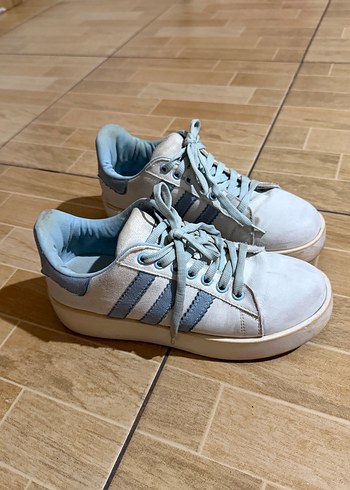 Beyaz Bağcıklı Spor Kadın Sneakers - Görsel 2