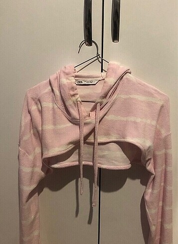 Zara sweat