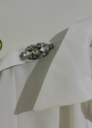 Düğmeli Beyaz Kısa Kollu Kadın Gömlek - Görsel 3