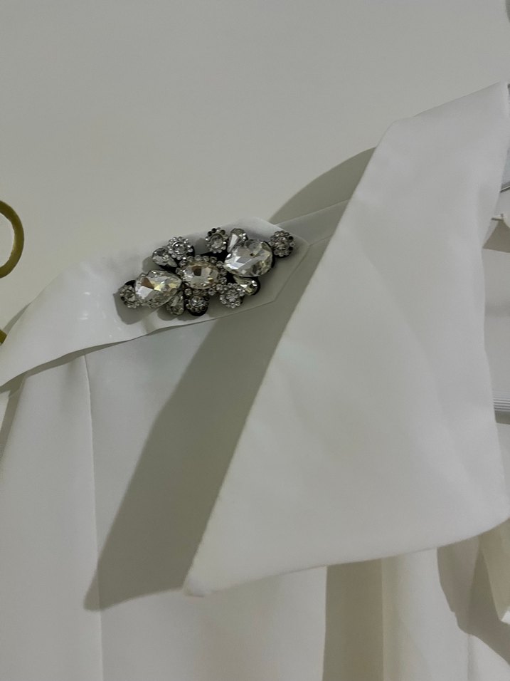 Düğmeli Beyaz Kısa Kollu Kadın Gömlek - Görsel 3