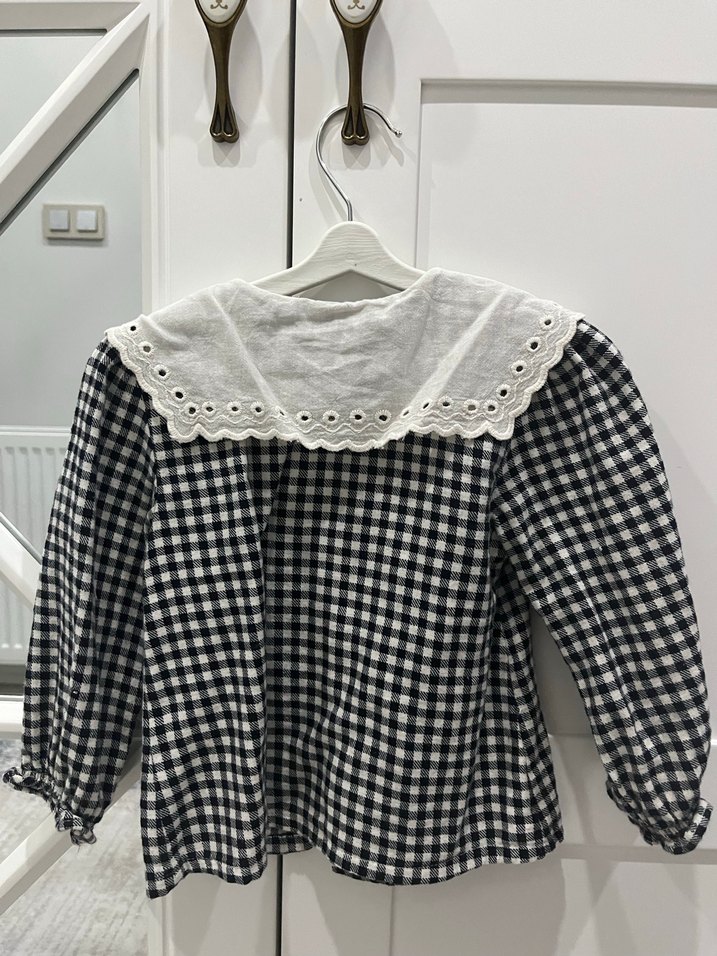 Nakışlı Yakalı Düğmeli Kız bebek - Görsel 3