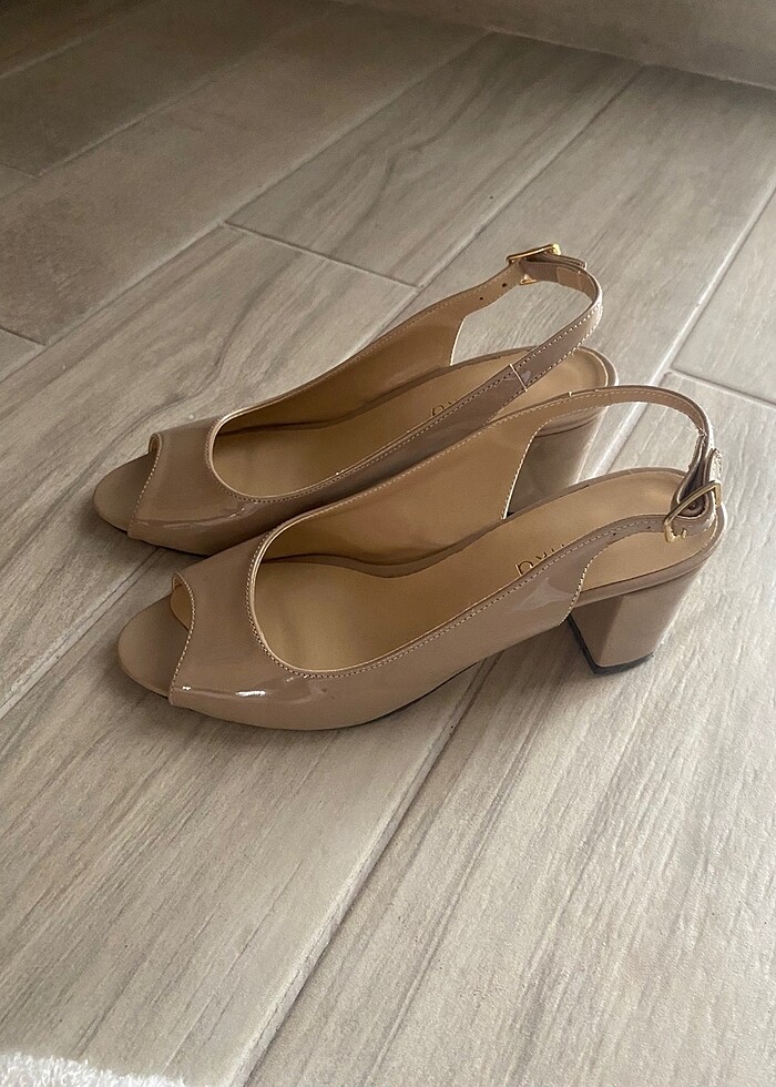 Fabrika marka orta boy topuklu Ayakkabı - Görsel 4