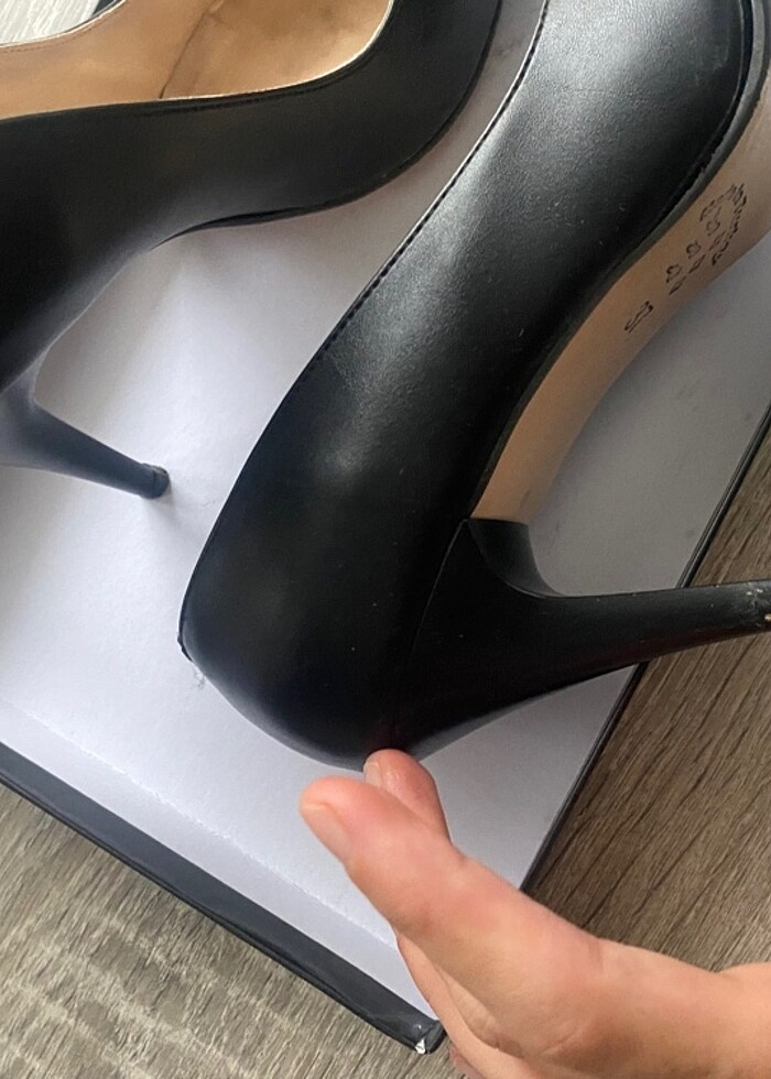 İnce topuklu siyah Ayakkabı - Görsel 2