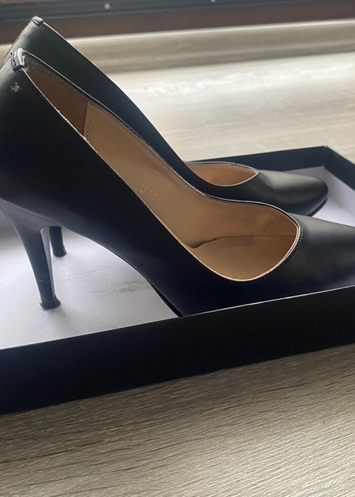 İnce topuklu siyah Ayakkabı - Görsel 4