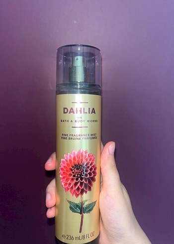 Dahlia Kadın Parfüm Spreyi 236 ml