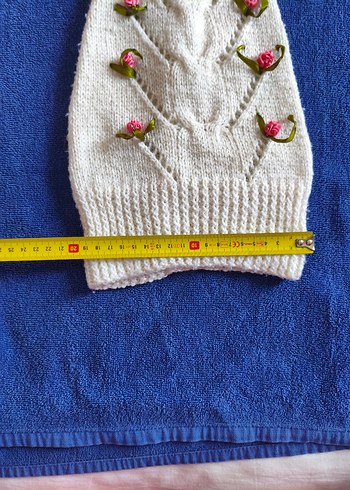 5-8 Yaş, 22 cm Beden Nakışlı Beyaz Örgü Çocuk Bere
