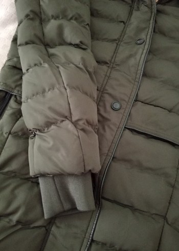 Fabrika kürk detaylı diz üstü mont - Görsel 2