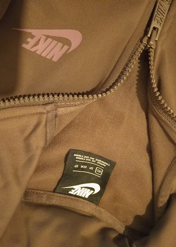 Nike Kadın Fermuarlı Sweatshirt - Görsel 3