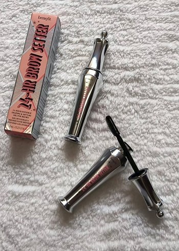 Benefit 24 Hr Kaş Maskarası
