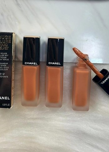 Beden CHANEL Mat Ruj
