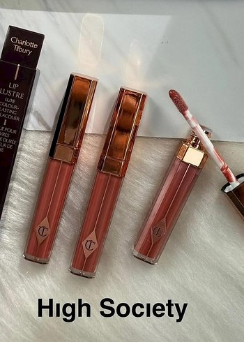 Charlotte Olympia Charlotte Tilbury Lip Lustre lip gloss ruj