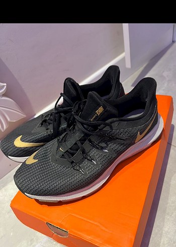Nike Gri Erkek Koşu Ayakkabısı