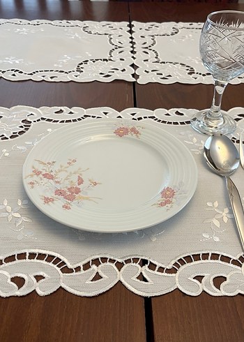 Nakışlı Beyaz Pastel Amerikan Servisi - Görsel 2