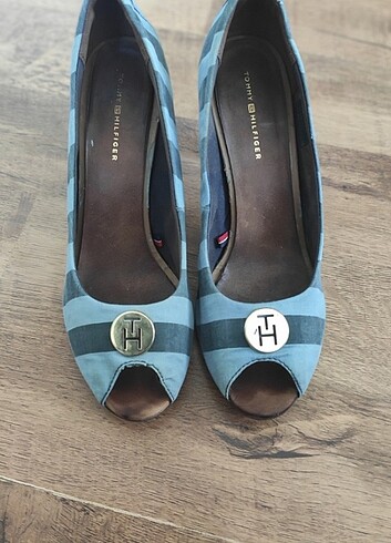 39 Beden Tony Hilfiger bayan ayakkabi