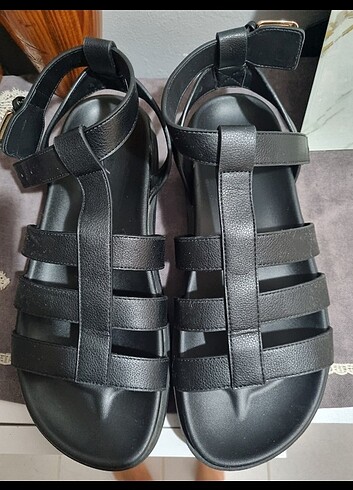 Bershka Gladyatör sandalet..