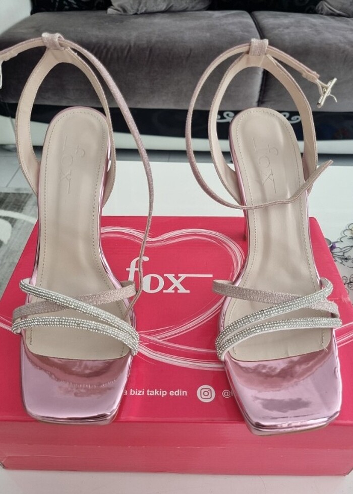 Elbise+ayyakabi satiliktir.. - Görsel 5