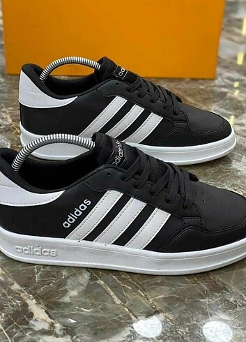 Siyah Spor Sneaker