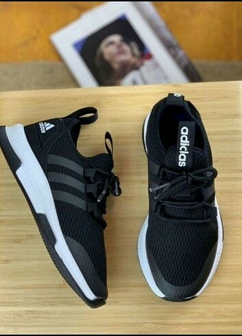 Siyah Spor Sneaker 