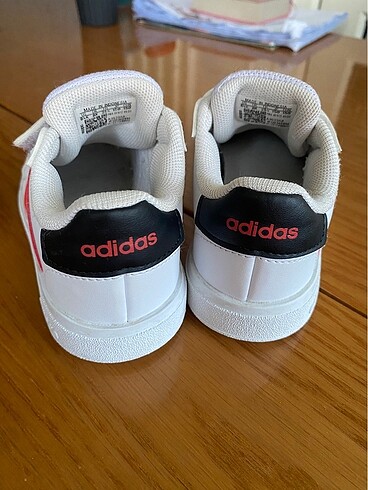 25 Beden Adidas Ayakkabı