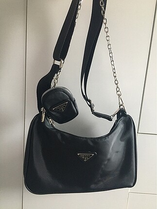prada çanta