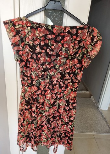 Çiçek Desenli Fırfırlı Midi Elbise - Görsel 2