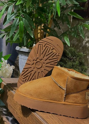 UGG ULTRAMİNİ PLATFORM TABAN TABA RENK KADIN BOT