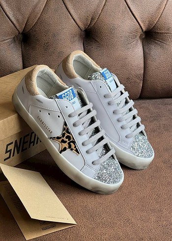 37 Beden beyaz Renk GOLDEN GOOSE DELUXE KADIN SPOR AYAKKABI YENİ SEZON
