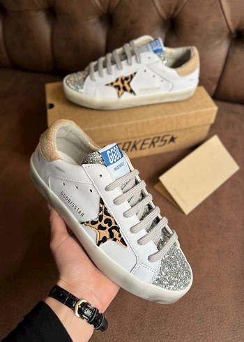 Golden Goose Deluxe GOLDEN GOOSE DELUXE KADIN SPOR AYAKKABI YENİ SEZON