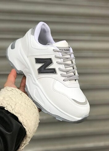New Balance NEW BALANCE KADIN SPOR AYAKKABI YENİ SEZON 