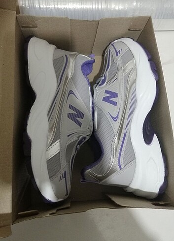 New Balance NEW BALANCE YENİ SEZON SIFIR KUTULU ÜRÜN 