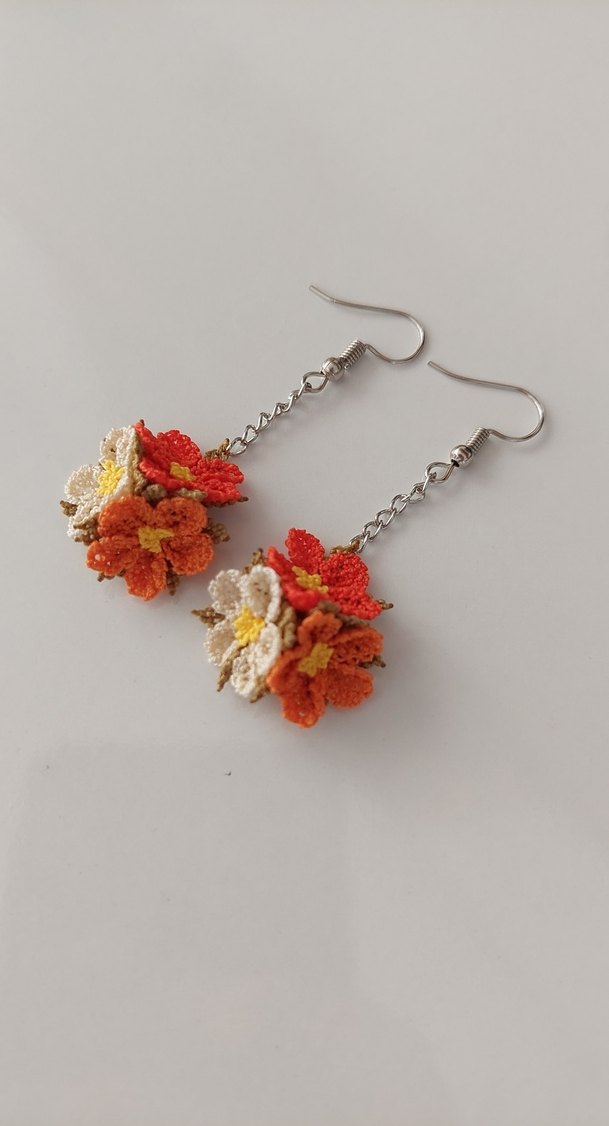 Renkli Boncuklu Mini Çiçek Küpeler - Görsel 2