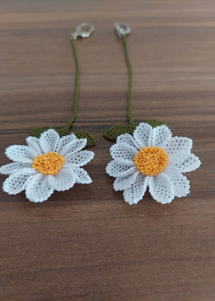 Papatya sallantılı  küpe  - Görsel 2