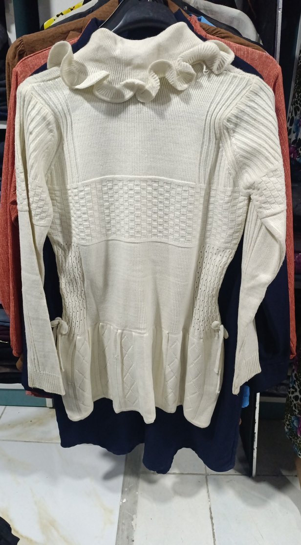 Beyaz Nakışlı Uzun Kollu Triko Hırka - Görsel 5