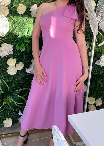 Pembe Drapeli Fiyonk Detaylı Tek Omuz Uzun Elbise